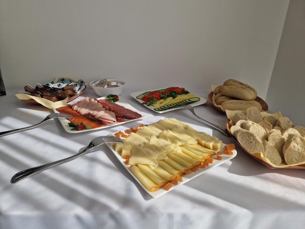 Elixir Panzio Bed & Breakfast Nyírbátor Dış mekan fotoğraf